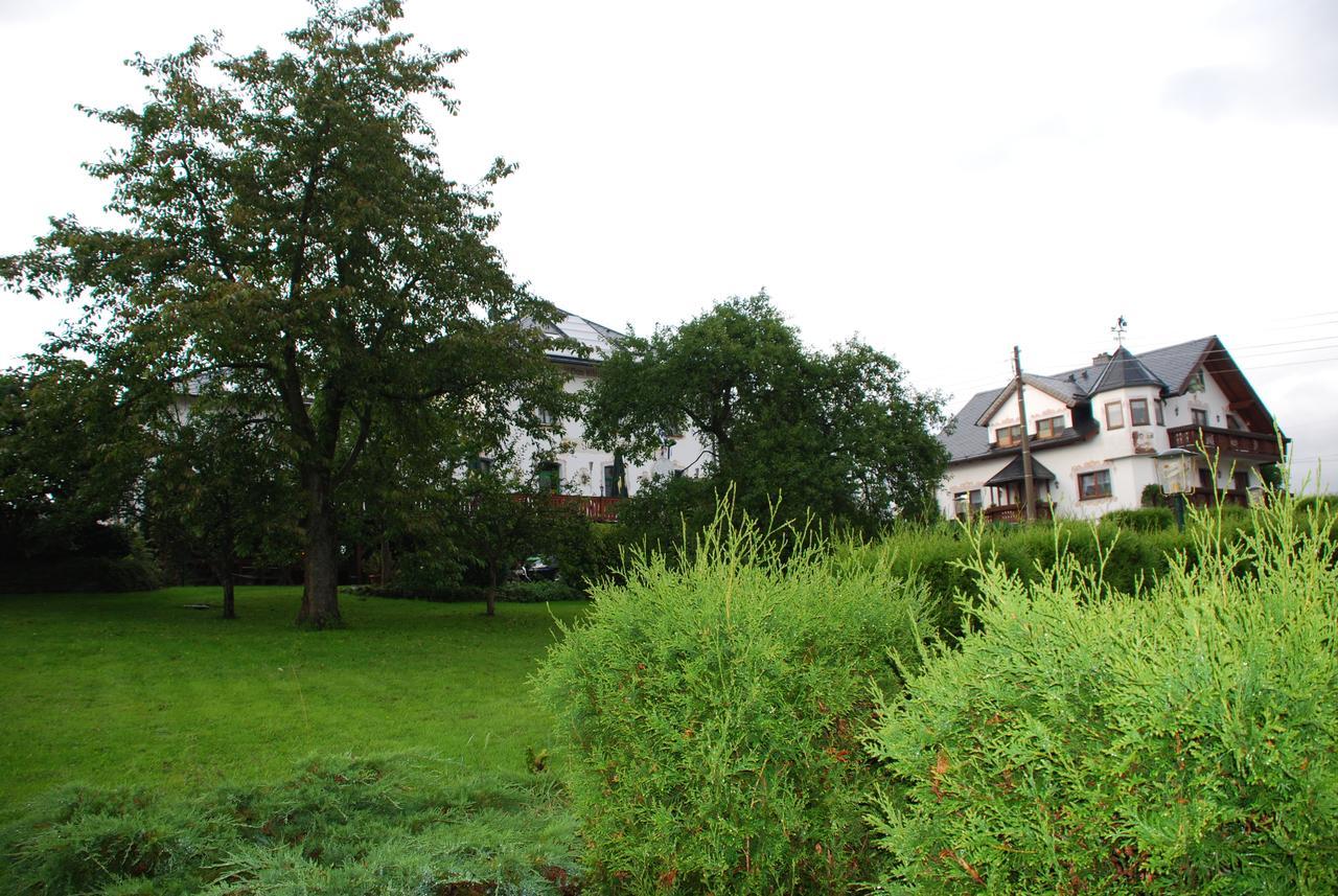 Hotel Alpenhof Markneukirchen Екстер'єр фото