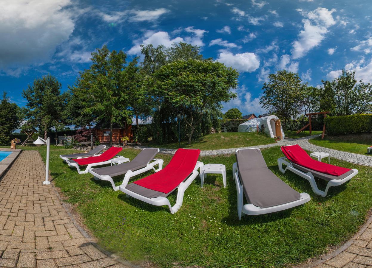 Hotel Alpenhof Markneukirchen Екстер'єр фото